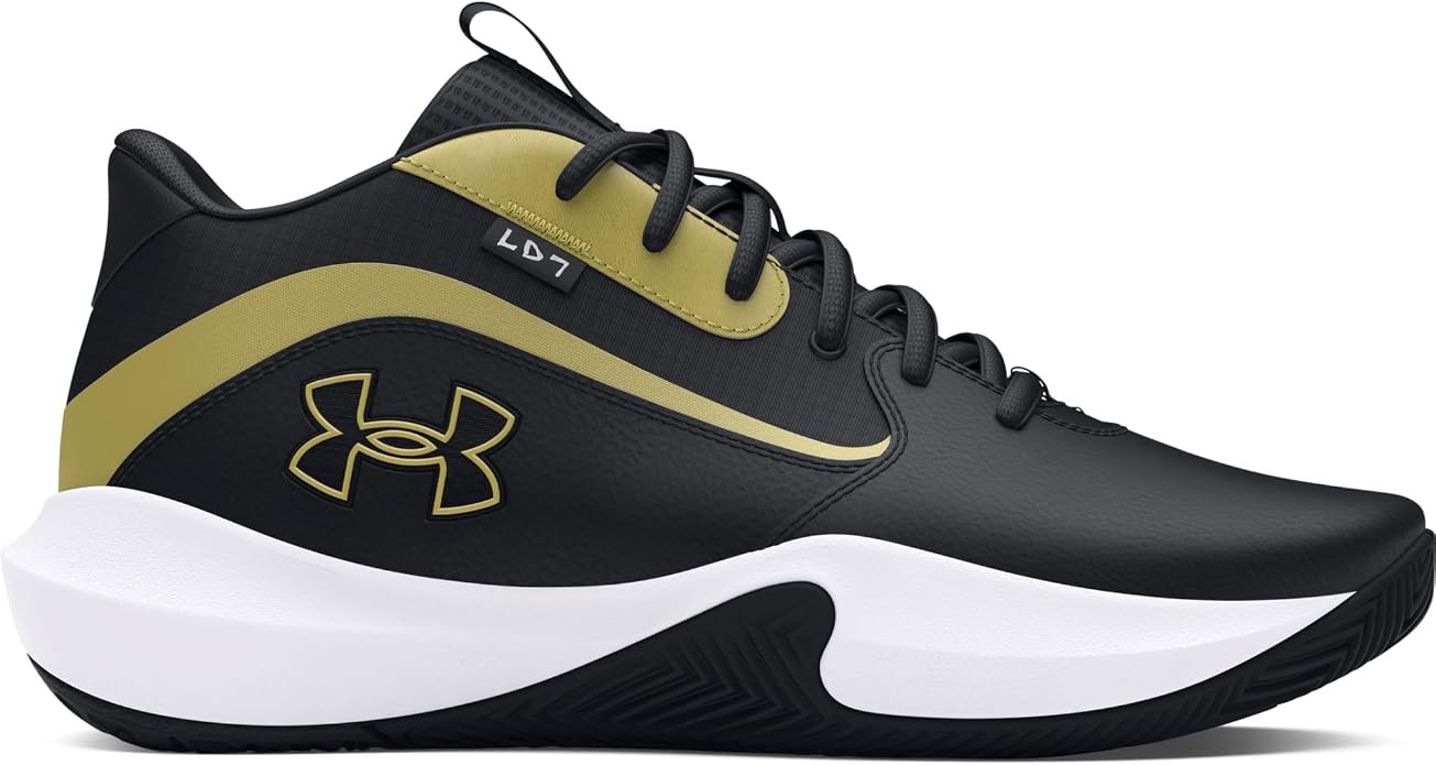 Tenis deportivos negros con detalles dorados